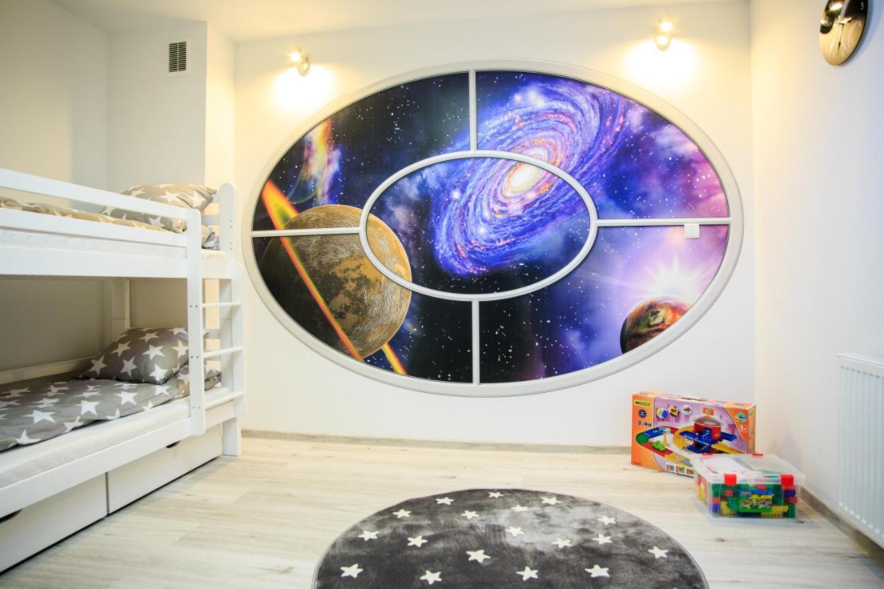 Apartament Rodzinny レスコ エクステリア 写真