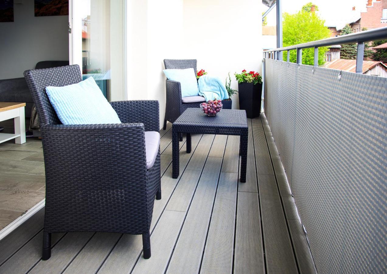Apartament Rodzinny レスコ エクステリア 写真